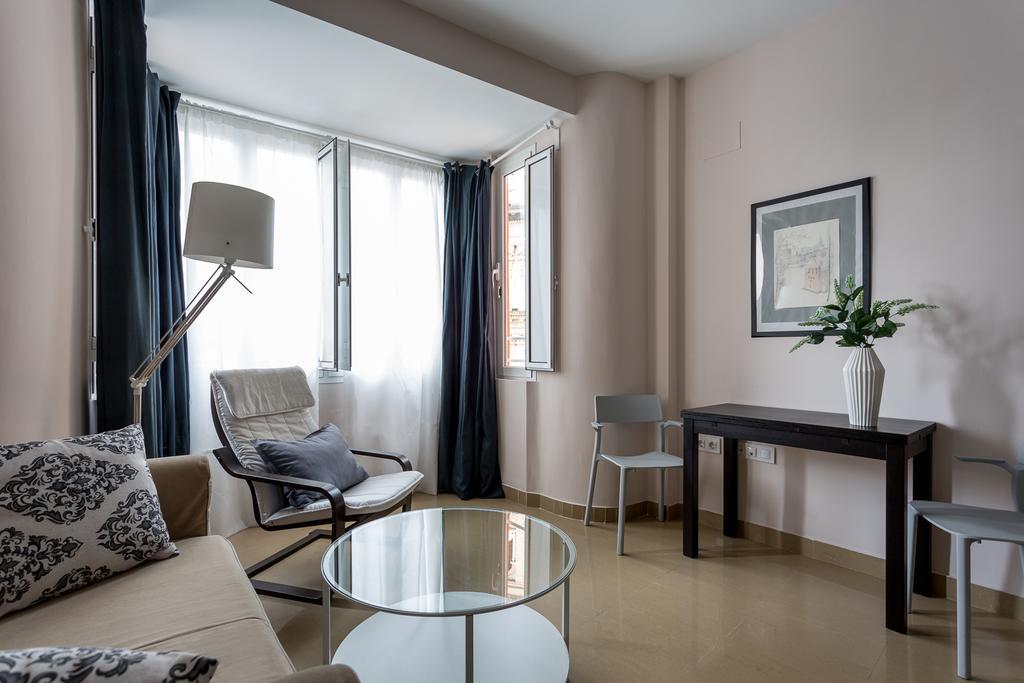 Edificio Constitucion Apartment Seville